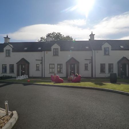 Ulster Cottages Bushmills Exterior photo